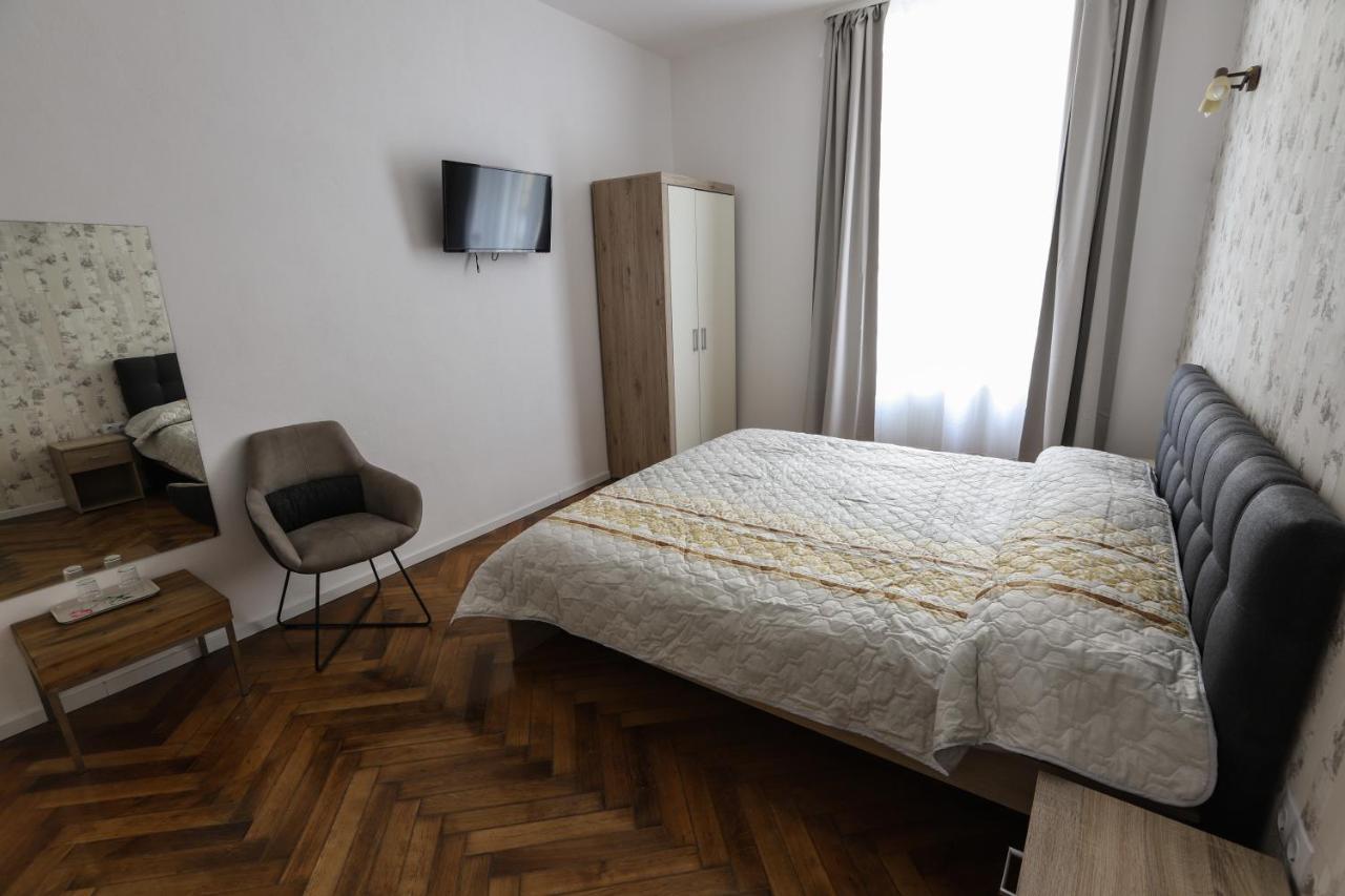Floasiu Residence Guesthouse Sibiu Extérieur photo