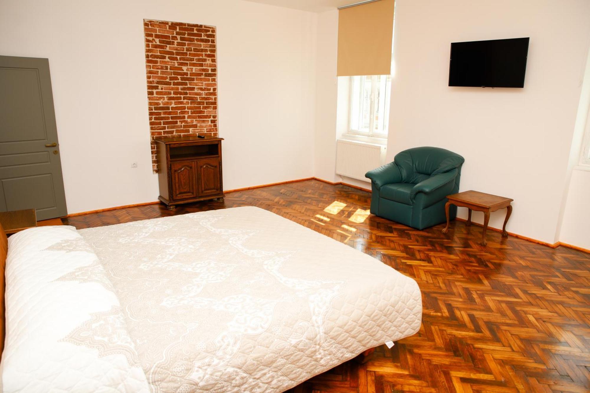 Floasiu Residence Guesthouse Sibiu Extérieur photo